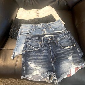 4 name brand shorts lot